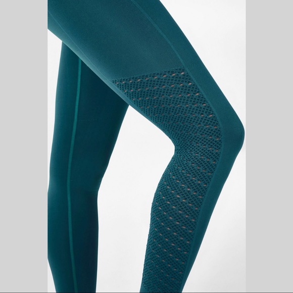 Fabletics Sync High Waisted 7/8 Leggings - Teal - Picture 3 of 8